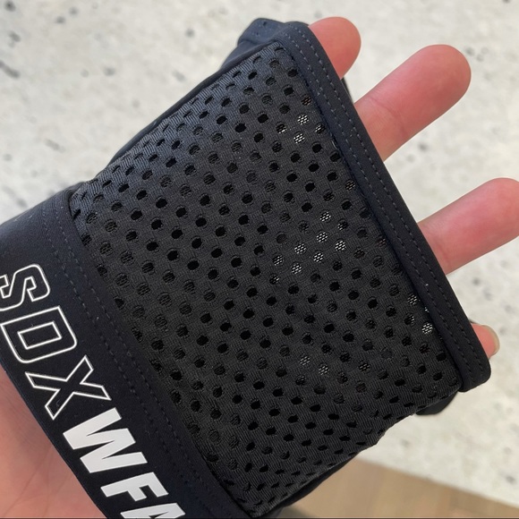 Sarah’s Day x WFA Dominate Sports Bra - Picture 7 of 7